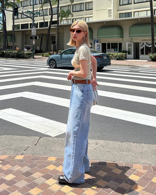 See-through slim half T-shirt