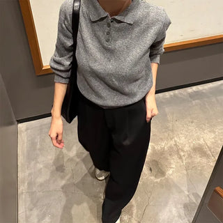 Half-button collar knit