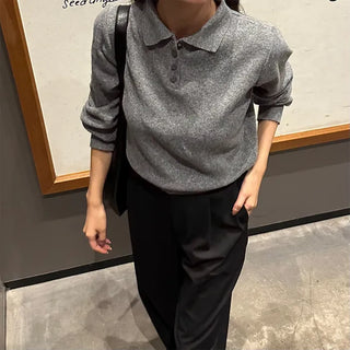 Half-button collar knit