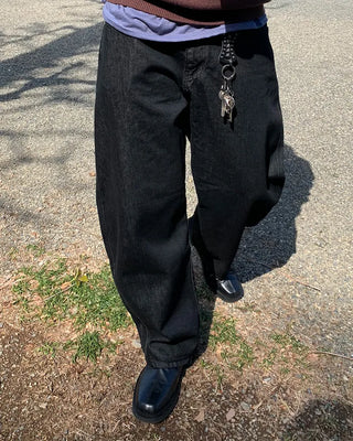 Big wide denim pants