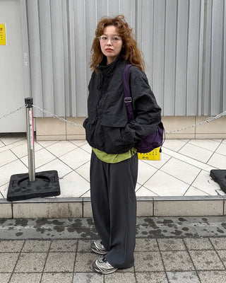One-pleat wide slacks
