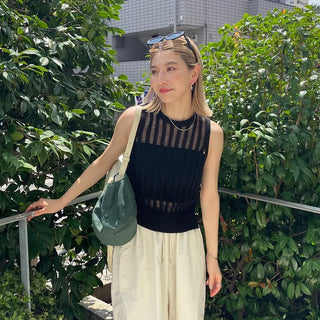 Ribbed camisole with built-in cups