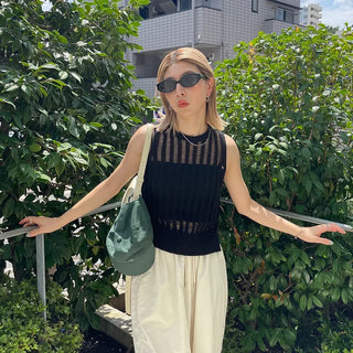 Ribbed camisole with built-in cups