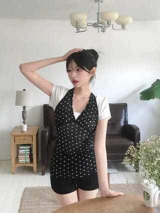Two-button high-waisted shorts