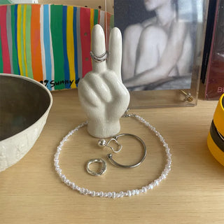 Mini pearl necklace