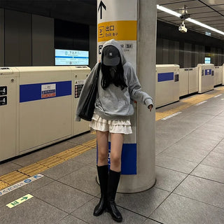 One-pocket hooded sweatshirt