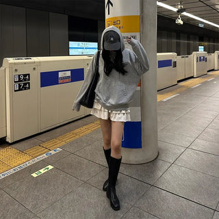 One-pocket hooded sweatshirt