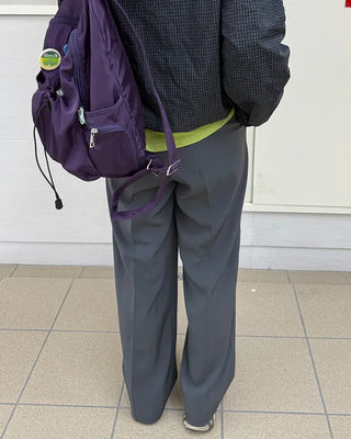 One-pleat wide slacks