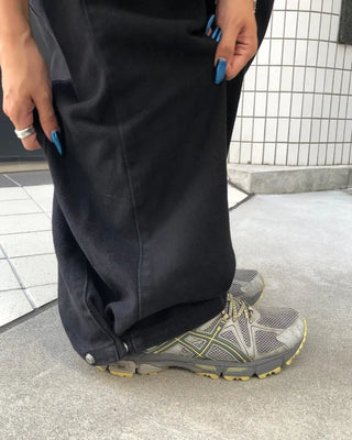 Patch button hem side outseam cotton pants