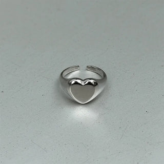 Round Heart Ring