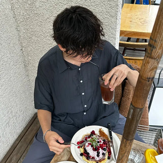Linen-like shirred short-sleeved shirt