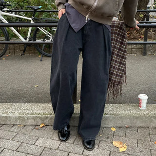 Side pintuck denim pants