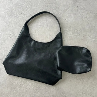 Square leather shoulder bag