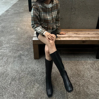 Stitched long boots