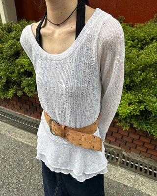 Wide suede point belt