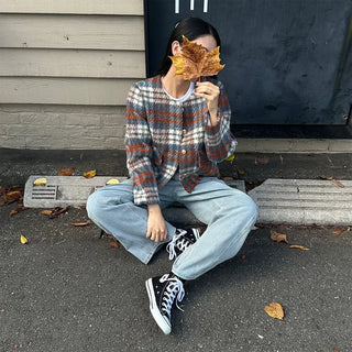 Wide-fit denim pants
