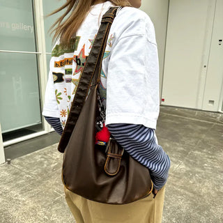 Vintage belt shoulder bag
