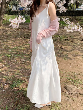 V-neck tiered long skirt (2 colors)