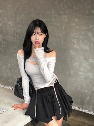 [4 colors] X-slit ribbon cropped T-shirt