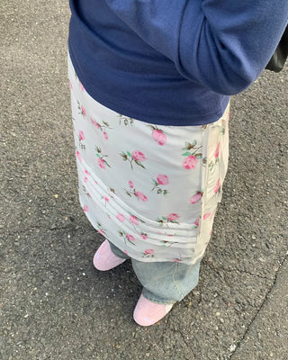 Flower-tucked midi skirt