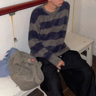Wave Border Knit