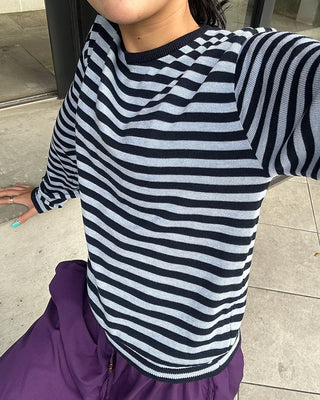Round neck loose long-sleeve knit