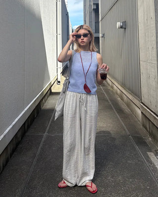 Summer knit sleeveless top
