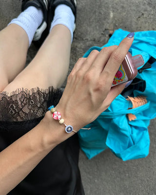 Unique button stone bracelet