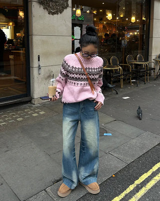 Unique whiskered wash low-rise denim pants