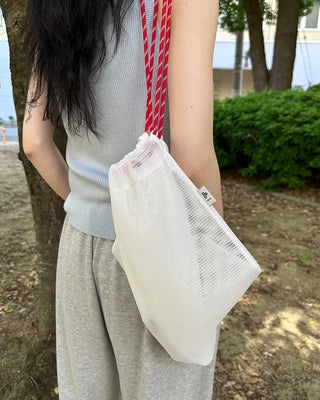 Simple round neck sleeveless knit