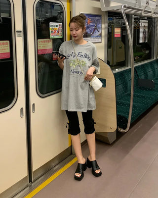 Pigmented floral print loose half-length T-shirt