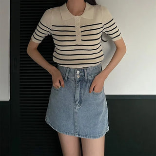 Two-button heart mini denim skirt