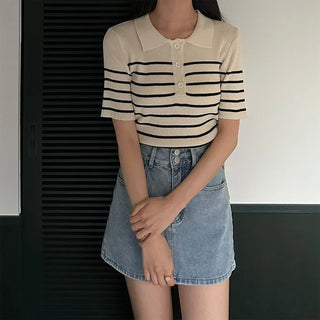 Two-button heart mini denim skirt