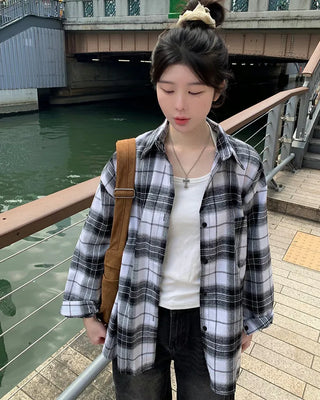 Loose-fitting big check shirt