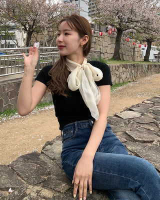 Scarf Ribbon Neck Short Sleeve Knit