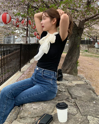 Scarf Ribbon Neck Short Sleeve Knit