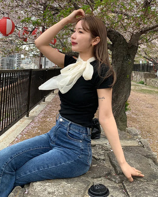Scarf Ribbon Neck Short Sleeve Knit