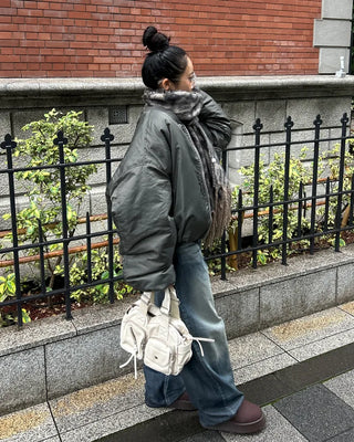 Seam-stitched distressed wide-leg denim pants