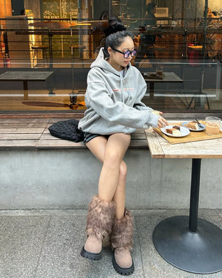 Harness-attached pattern fur suede short boots