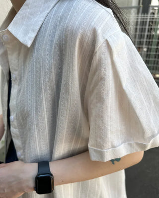 Color striped short-sleeved shirt