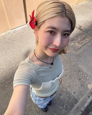 See-through slim half T-shirt