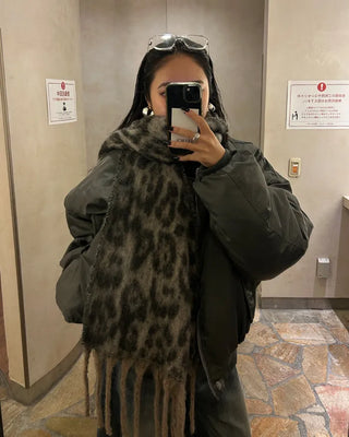 Leopard fringe knit scarf