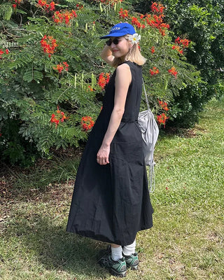 Sleeveless flared long dress