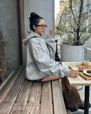 (Unisex) Bust Patch Kangaroo Pocket Hoodie
