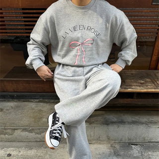 Ribbon lettering cropped sweatshirt