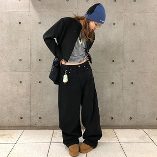 Pointed wide black denim pants