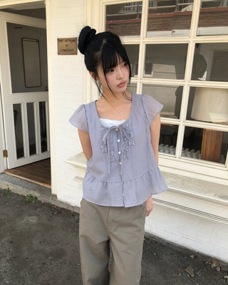 Frill blouse