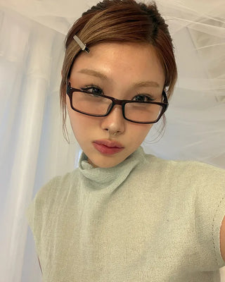 Square acrylic frame glasses