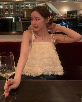 Flower sleeveless blouse