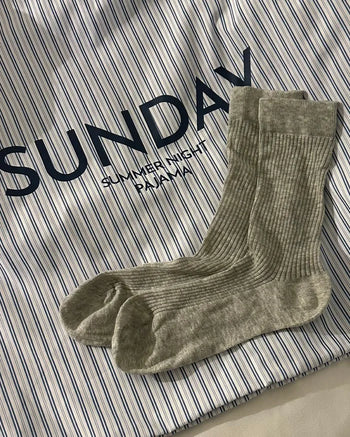 See-through ribbed socks